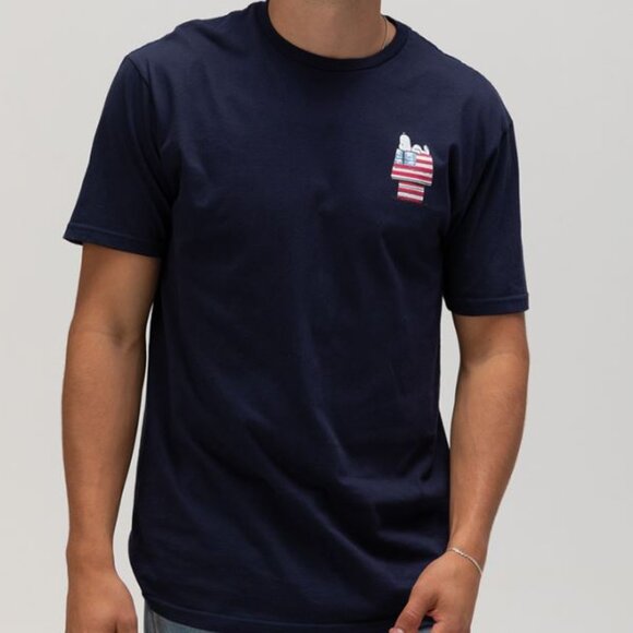 PEANUTS Snoopy Dog House Flag Unisex Tee Size M - Picture 3 of 6